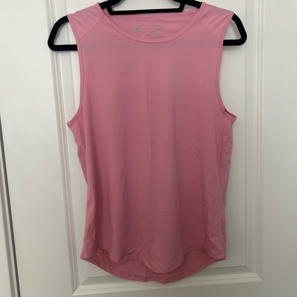 Zyia muscle top. Size S. Hardly worn.